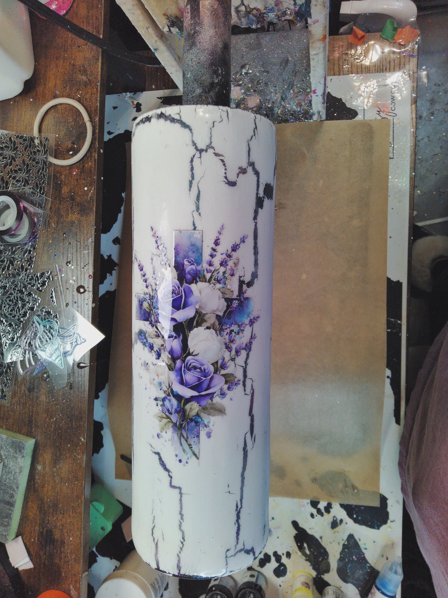 30oz Skinny-Crackle Cross