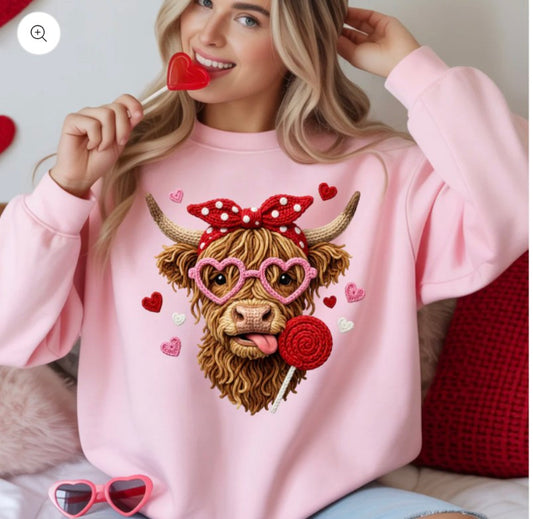 Valentines Faux Yarn Cow With Sucker